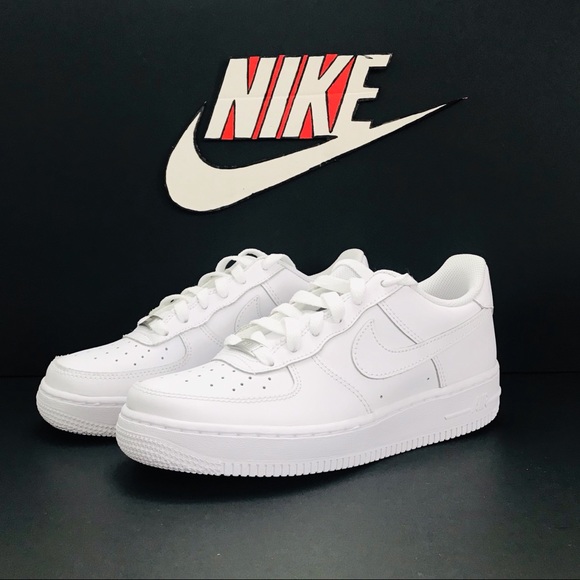 all white forces size 7